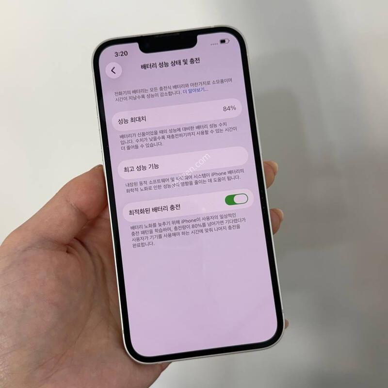 ������13 ��Ÿ����Ʈ 128GB/84% Y1841