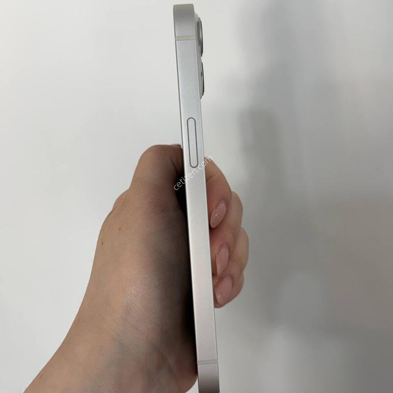 ������13 ��Ÿ����Ʈ 128GB/84% Y1841