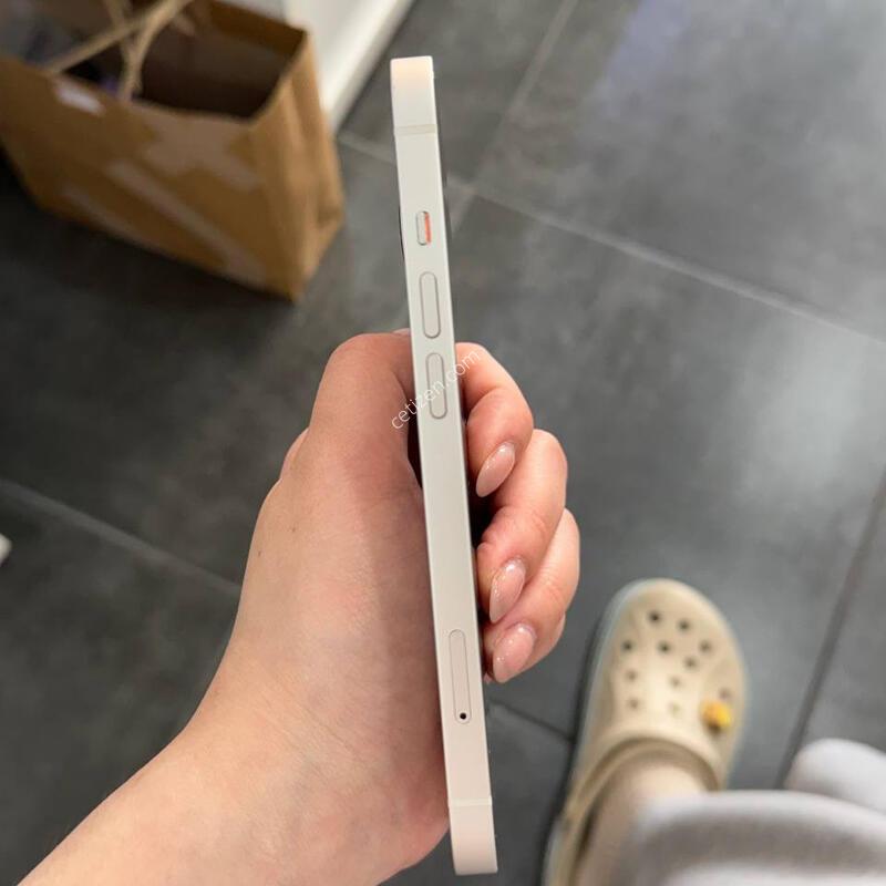 ������13 ��Ÿ����Ʈ 128GB/84% Y1841