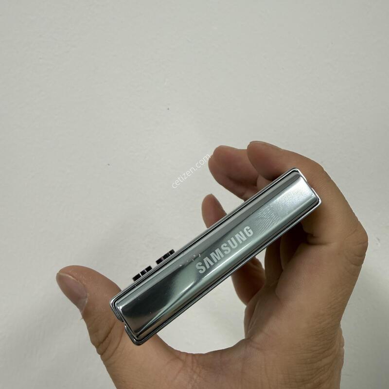 ������ Z�ø�5 512GB ��Ʈ�÷� �Ǹ��մϴ�