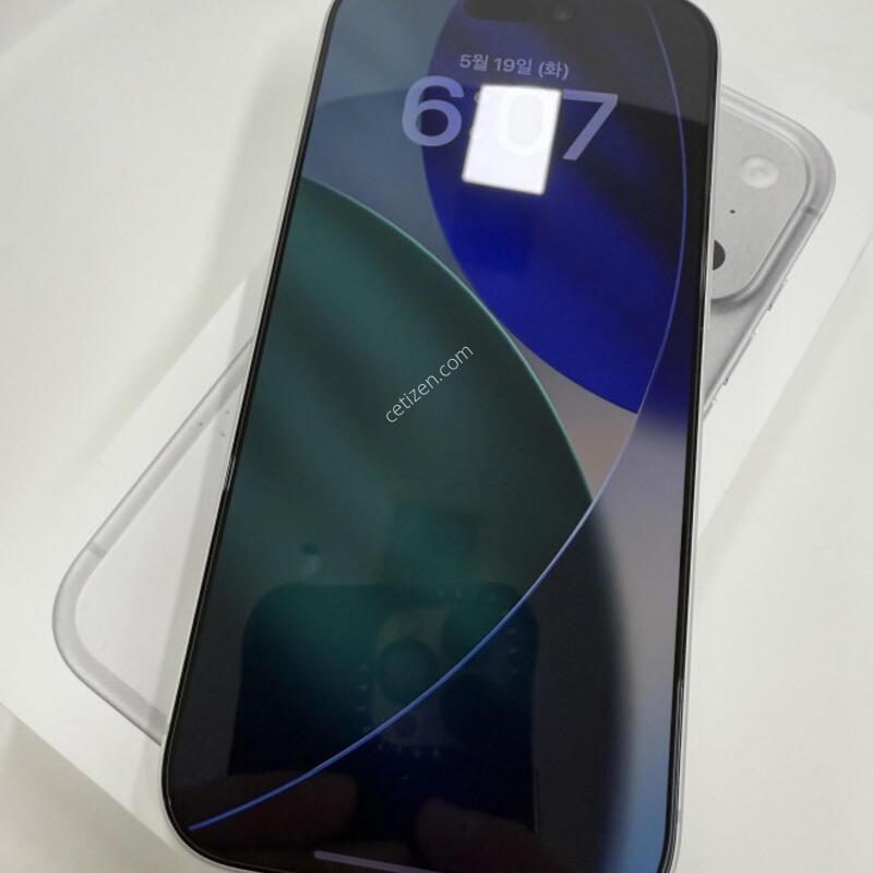 ������17���� 512GB �Ǹ��մϴ�.