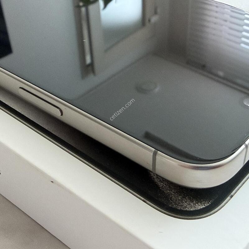 ������ 15 ���θƽ� 256GB ���͸� 92% ƼŸ��
