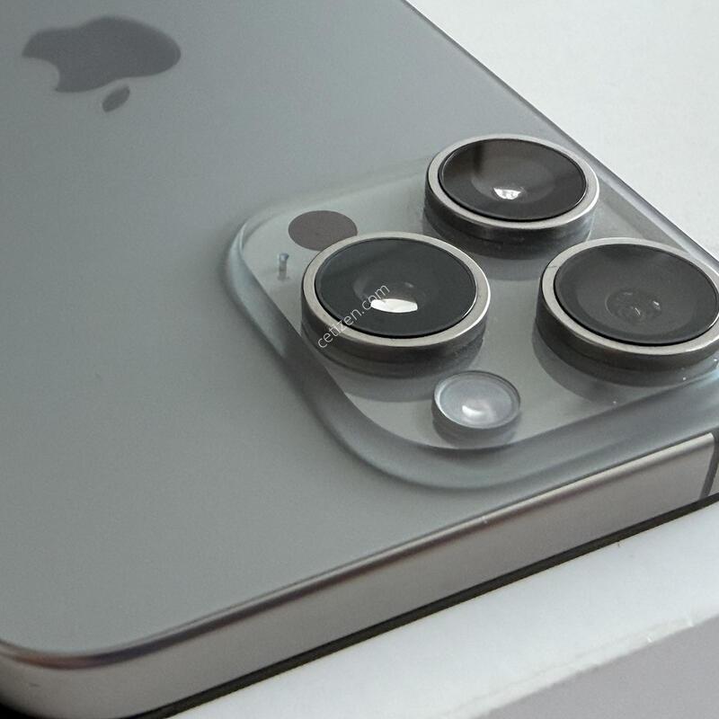 ������ 15 ���θƽ� 256GB ���͸� 92% ƼŸ��