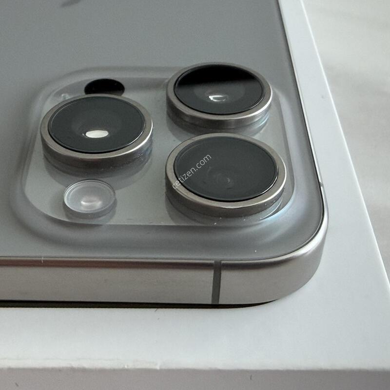 ������ 15 ���θƽ� 256GB ���͸� 92% ƼŸ��