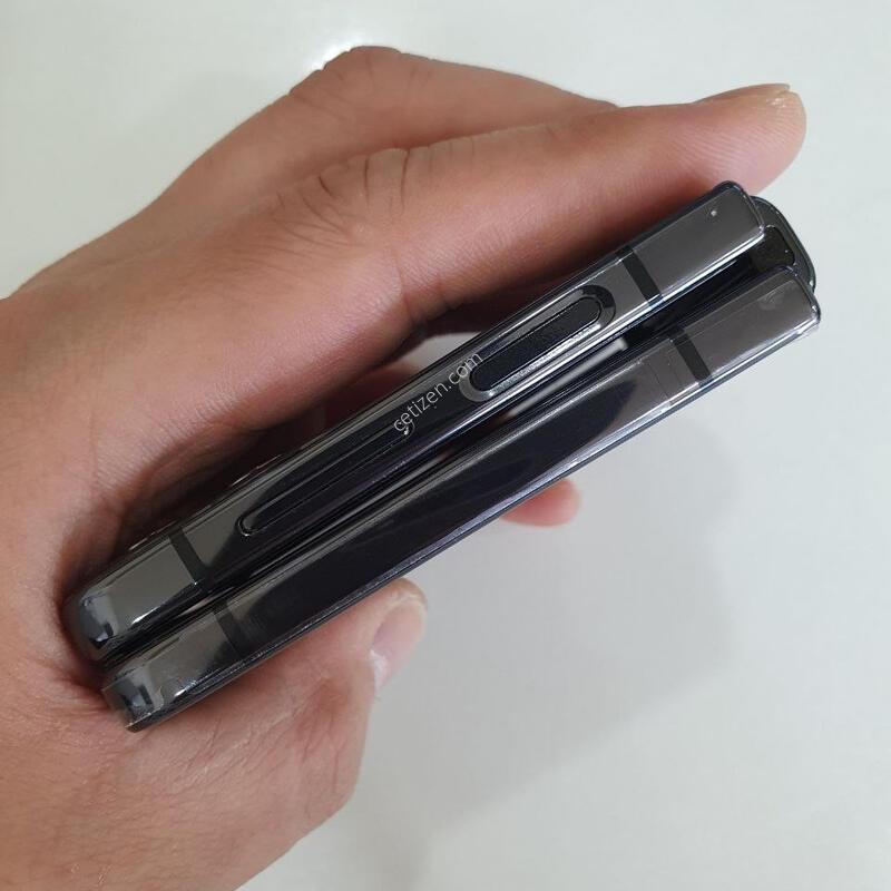 �������ø�4 256G ���ܻ� ������ �߰��� �����