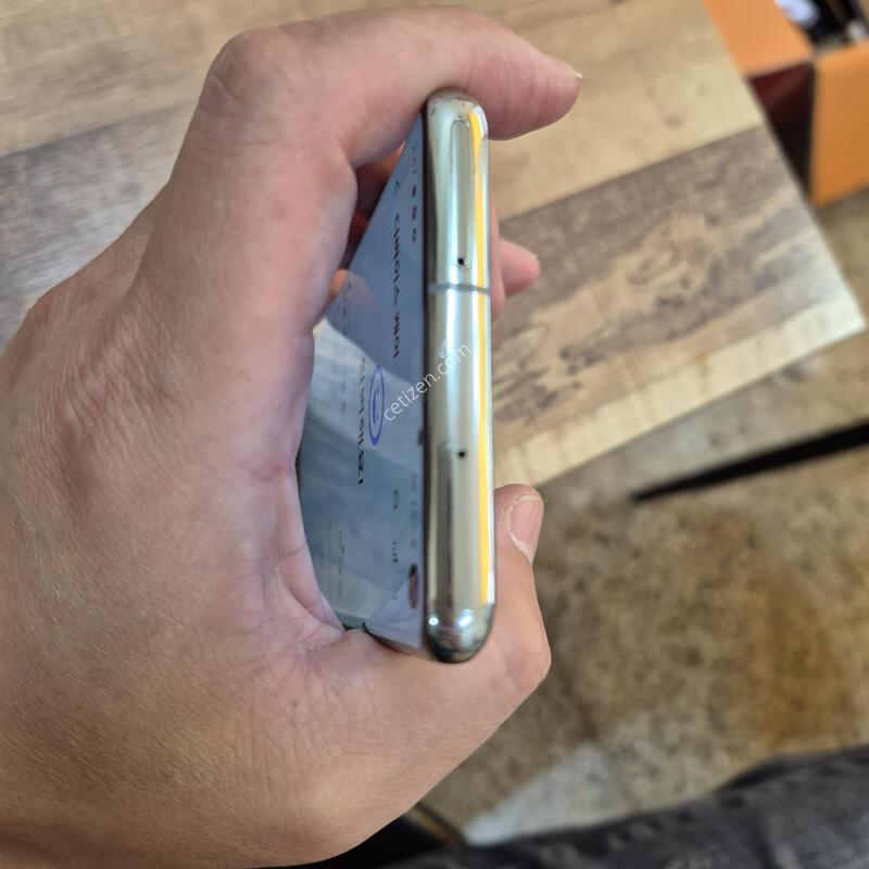 G973