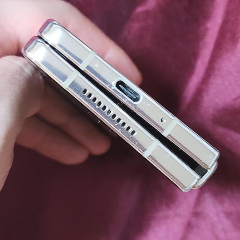 �ڱ���) ������Z����4 512G ���ܻ� 01379