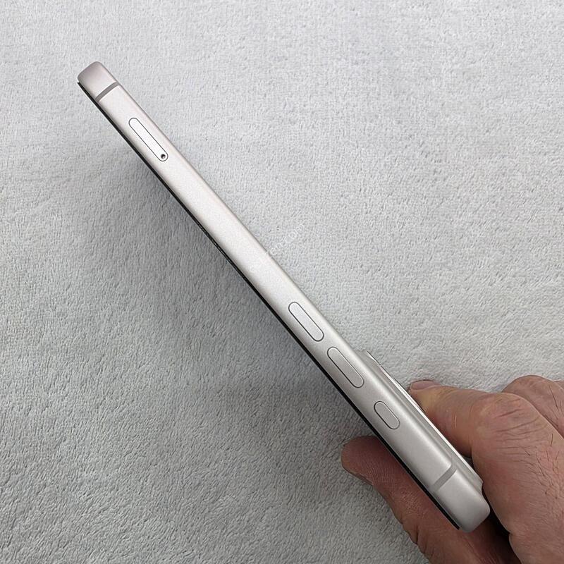 ������17���θƽ� �ǹ� 256GB �����״�� A��  ���Ȱ��ȣ�ʸ�����