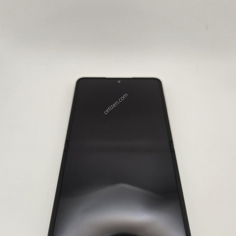 �Ｚ �ø�7 (SM-F766N) ��Ʈ���� �ڱ��� ����ǰ�� �ڽ��� �˴ϴ�.