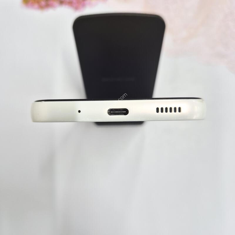 ����������3 ȭ��Ʈ 128GB