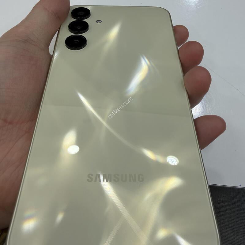 ������ ����4 A166 ��� 128G ���� ���� ����������� ���ϰ� �ѱ�ϴ�~
