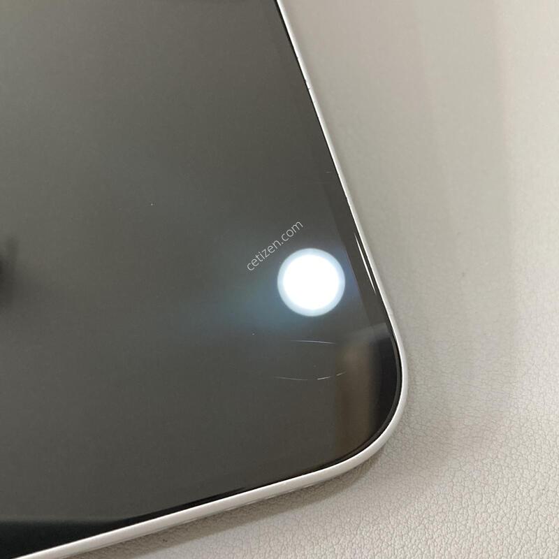 ������ 16 ȭ��Ʈ 128G ���͸�����90%