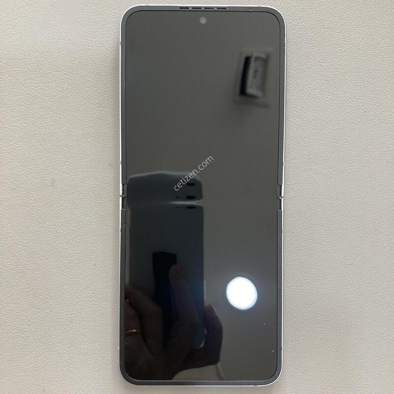 LCD ���� ��, �����ϰ� �Ǹ��մϴ� / �ø�6 �ǹ� (F741)