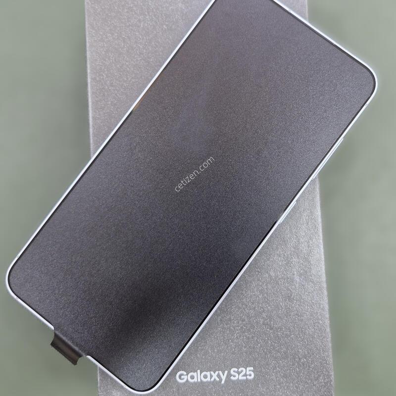 ������ S25 5G SM-S931  ���̽����� ������ �˴ϴ�.