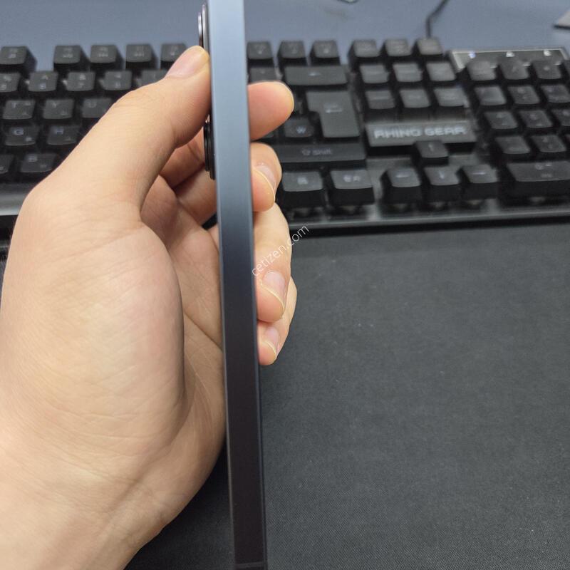 ������ S26�÷��� 512GB ����
