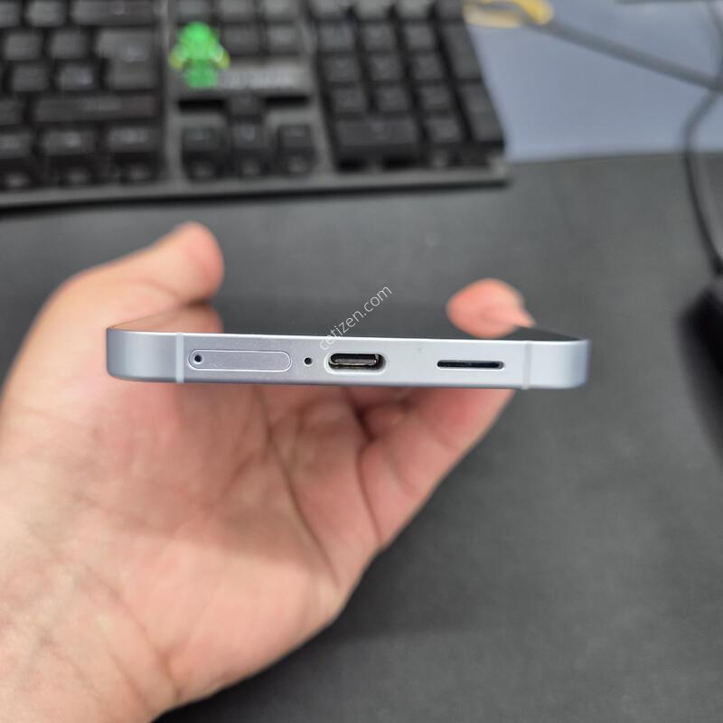 ������ S25 ���̽����� 256G