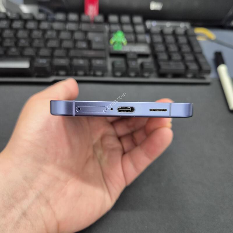 ������ S24 �÷��� ���̿÷� 256G