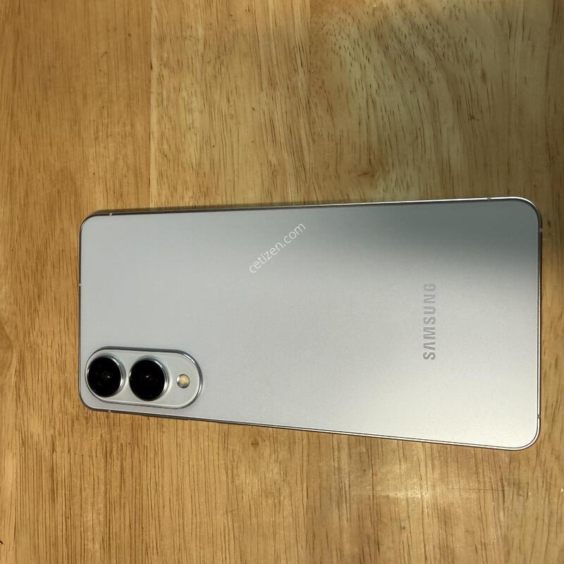 ������s25 ���� 256 ��ī�̺���