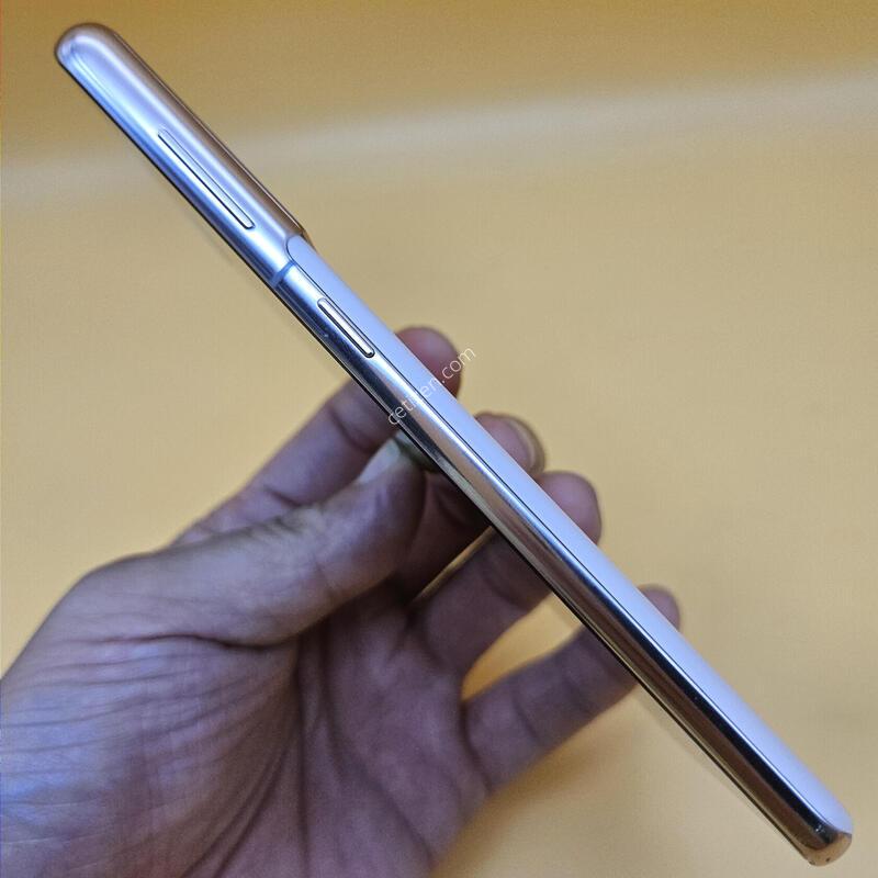 [���۱�]������S21 �ֻ������� 256G ��ũ ����� �߰���
