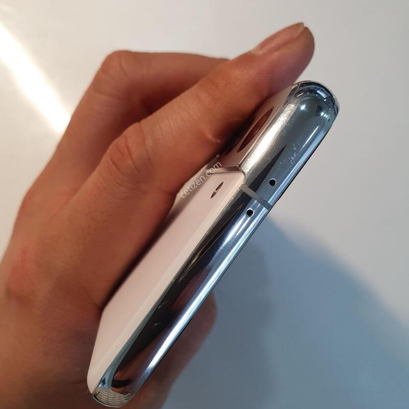 ������S21 256�Ⱑ �ڱ��� ���ܻ� ������ �߰��� �����