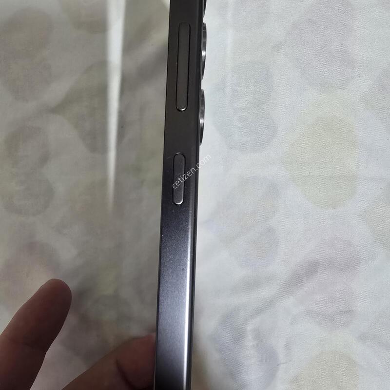 ������S24�÷��� ���� �Ǹ� �մϴ�