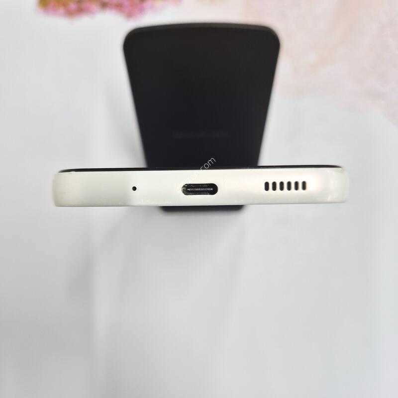 ����������3 ȭ��Ʈ 128GB