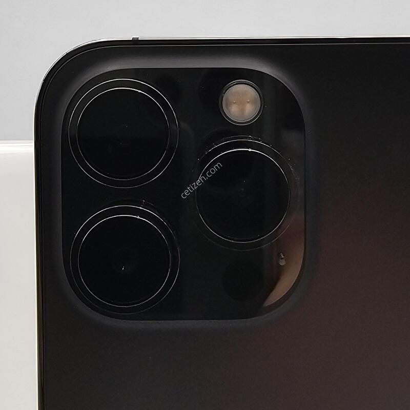 ������ 13 PRO �׷��Ǿ�Ʈ