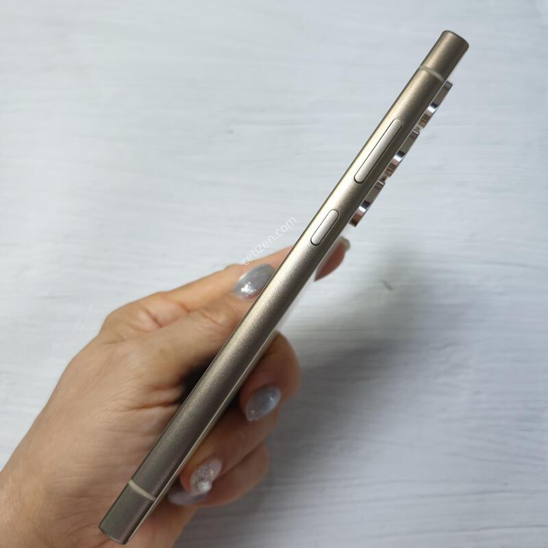 LG ������ S24��Ʈ�� ƼŸ�����ο� 256G S�� �Ǹ��մϴ�