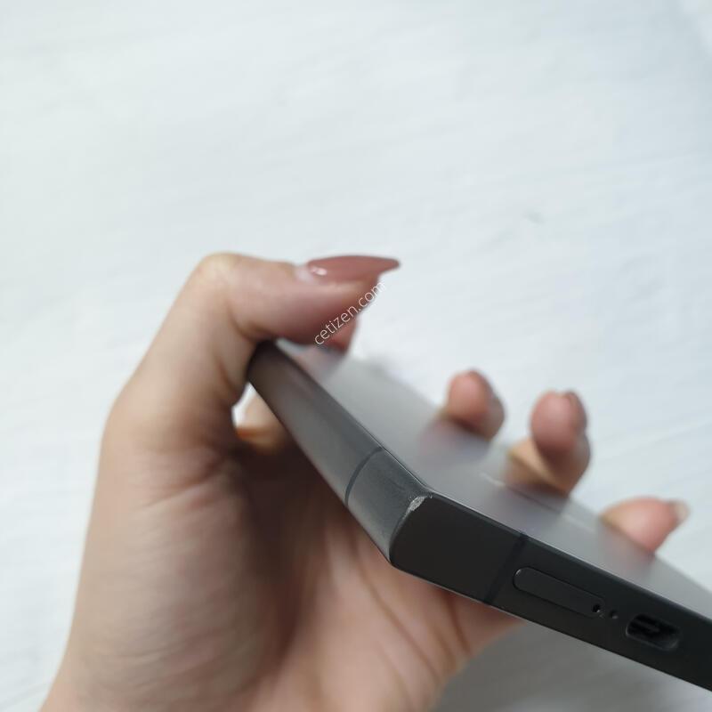 SK ������ S24��Ʈ�� ƼŸ������ 256G A�� �Ǹ��մϴ�