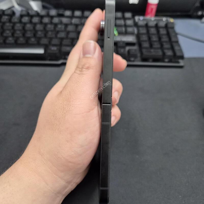 ������ Z�ø�7 FE ���� 256G