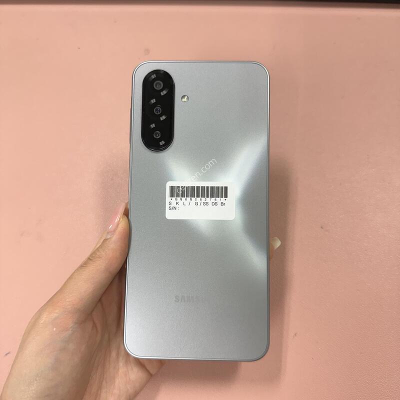 ������A17 �׷��� 128GB  �ܰ�A��