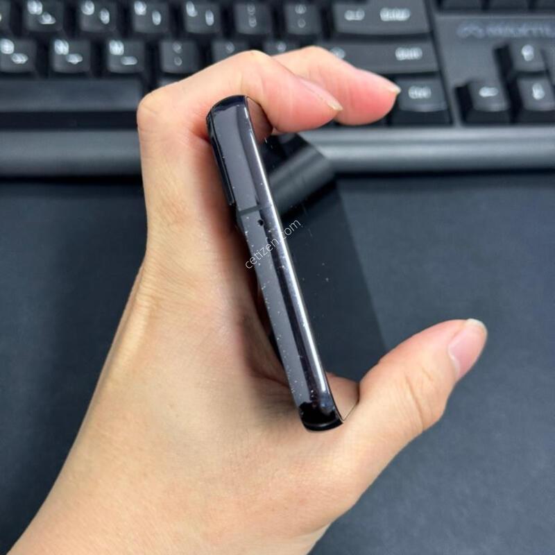 ������ s22