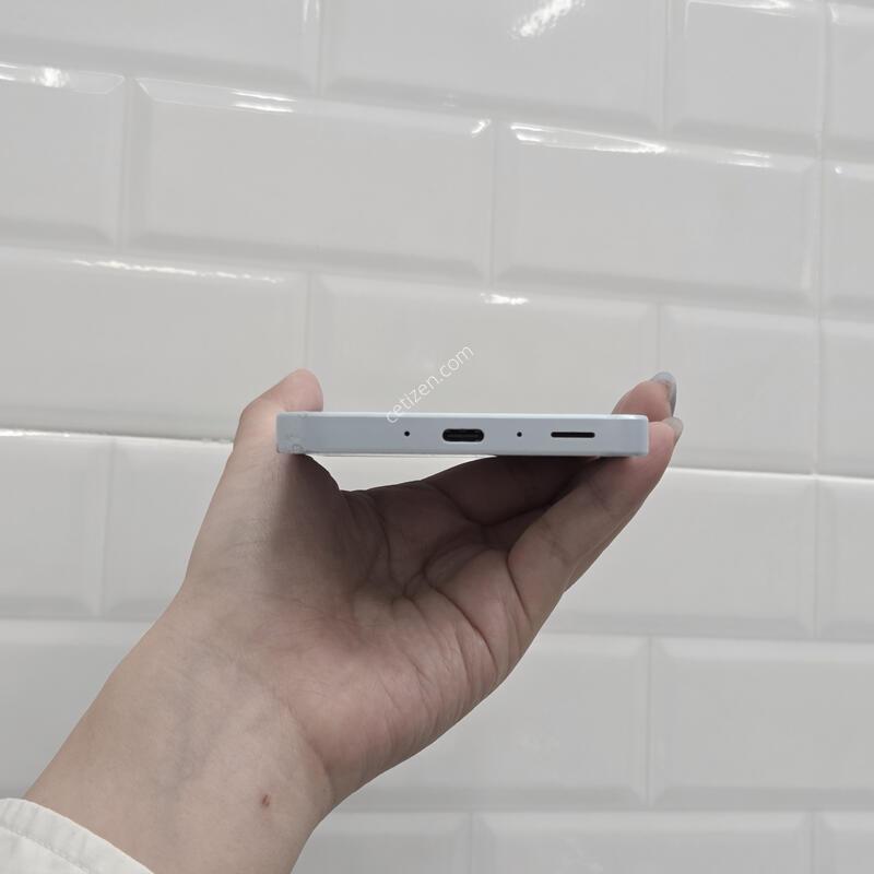 ������A35 ���̽����� 128GB