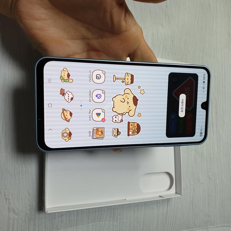 KT ������ A17 ����Ǫ�� Ű���� ���� 128G �̻�� Ǯ�ڽ� �Ǹ�