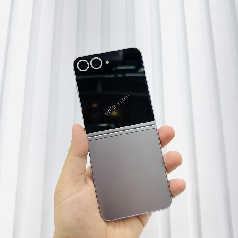 ������ ZFlip6 256GB �׷���
