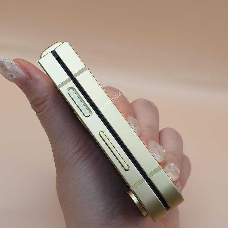 ������ Z�ø�6 5G ���ο� 256�Ⱑ �̻��� �Ǹ��մϴ�-F741N