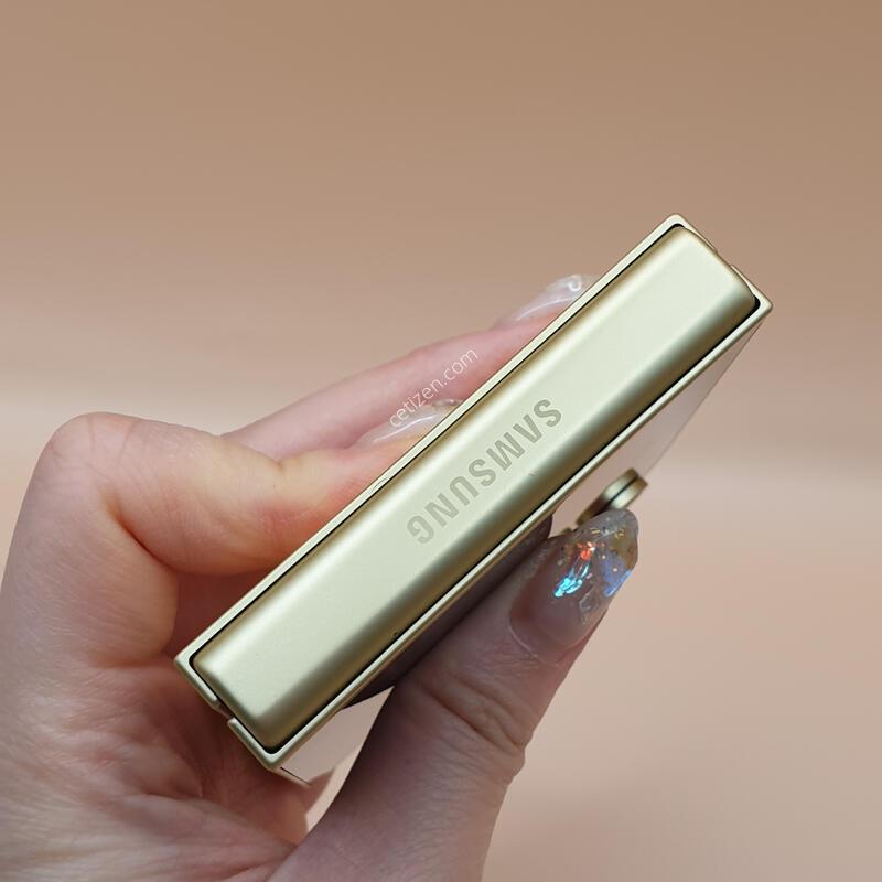 ������ Z�ø�6 5G ���ο� 256�Ⱑ �̻��� �Ǹ��մϴ�-F741N