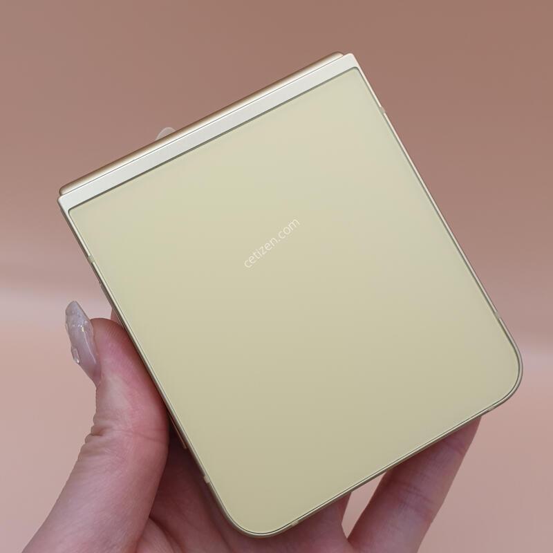 ������ Z�ø�6 5G ���ο� 256�Ⱑ �̻��� �Ǹ��մϴ�-F741N