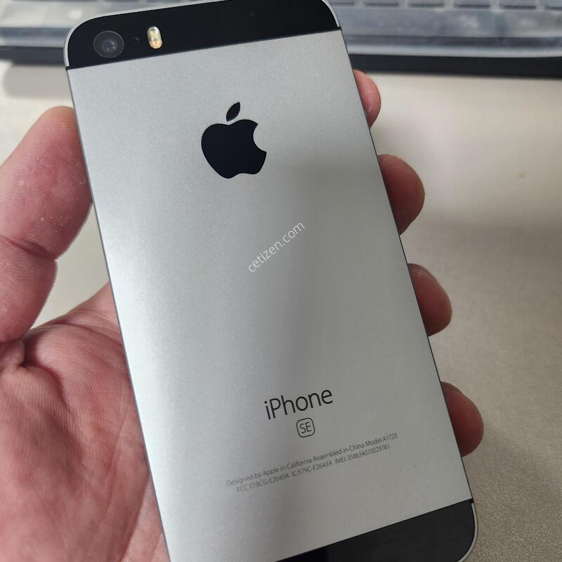SSSS�� ���͸�100% ������SE 1���� �����̽��׷��� 64GB