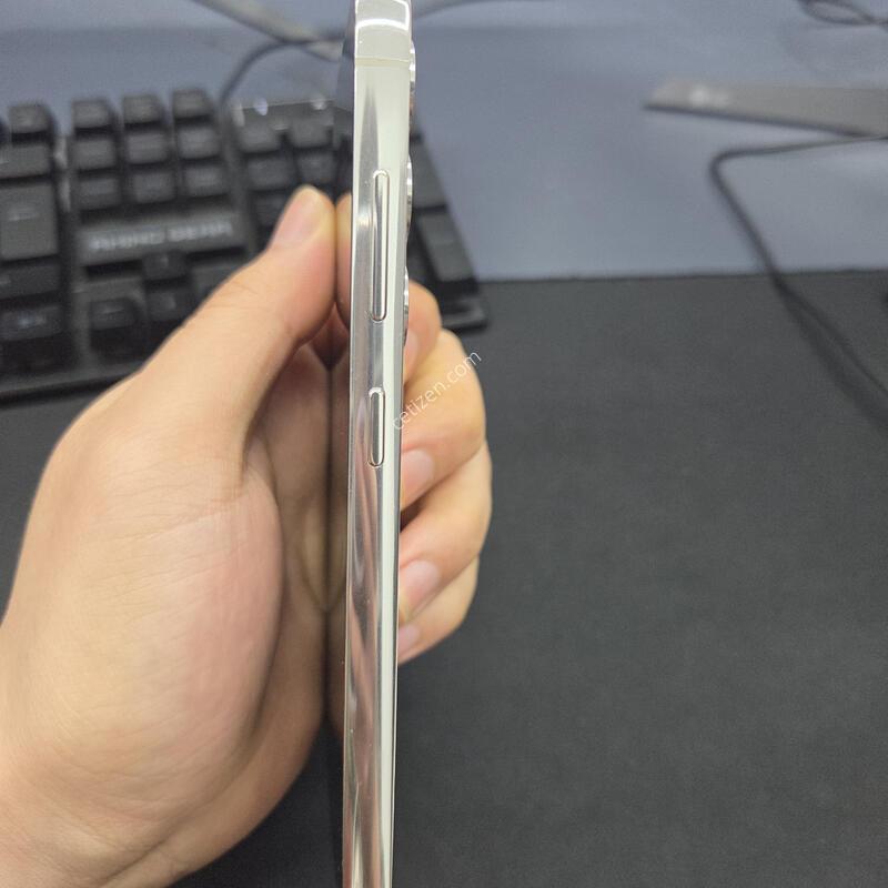 ������ S23 256GB ȭ��Ʈ[����������]