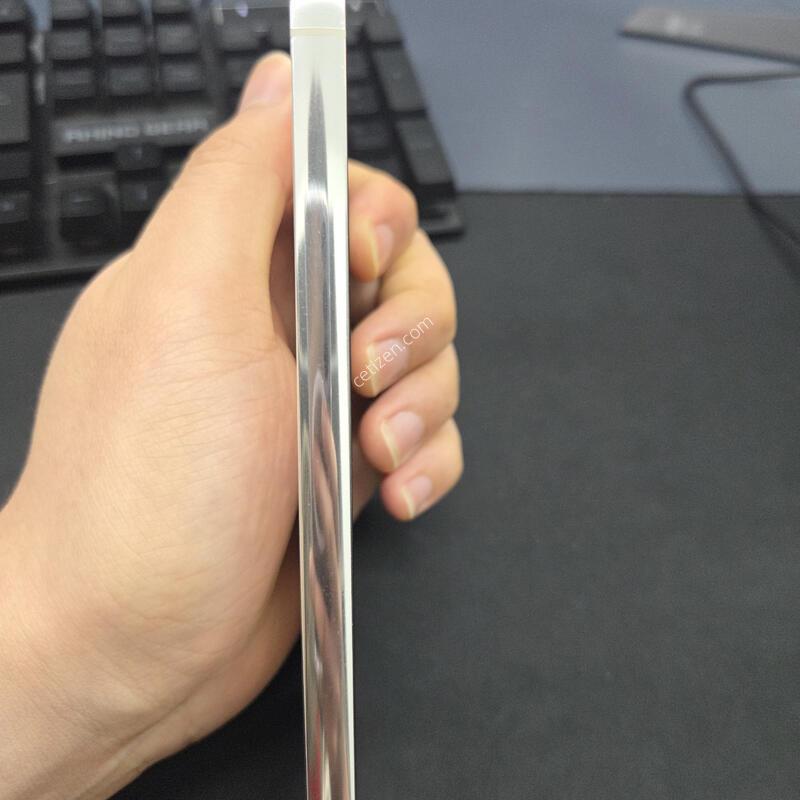 ������ S23 256GB ȭ��Ʈ[����������]