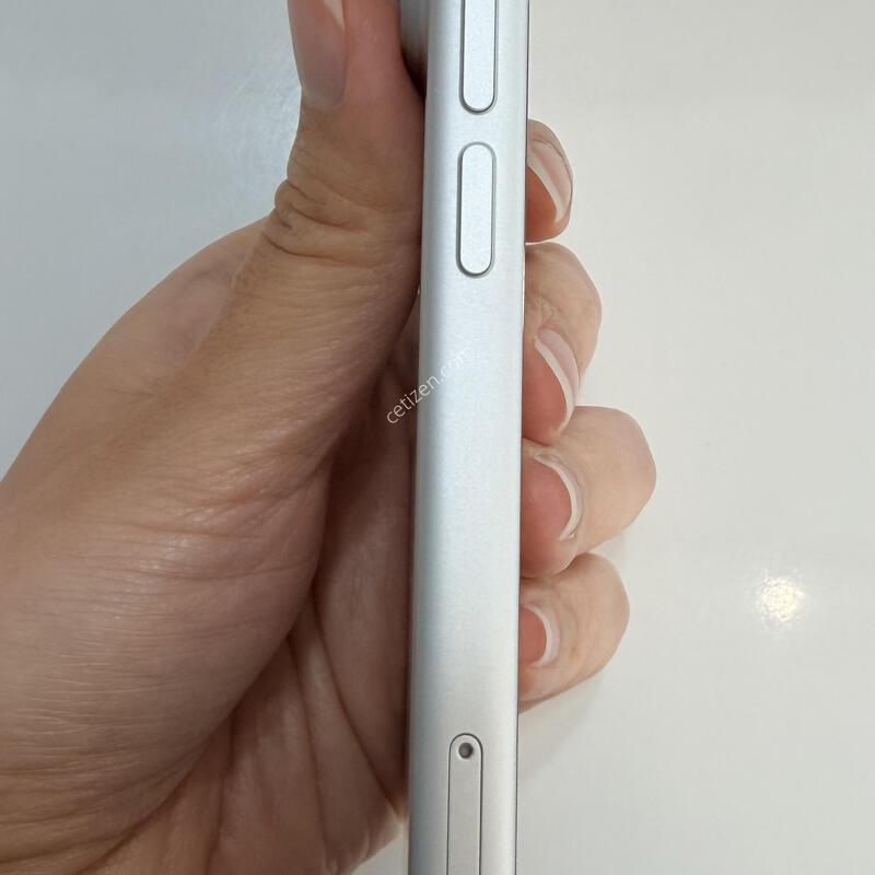 ������17PRO 256 �ǹ� SSS���˴ϴ�. ���͸�100 ����Ŭ9