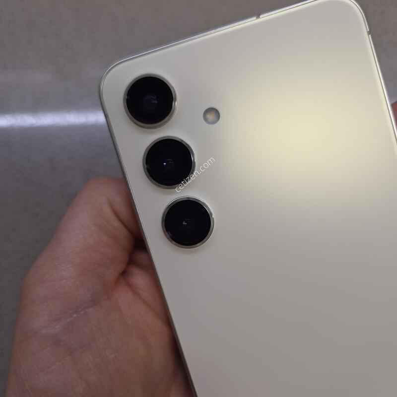 ������s25 256GB