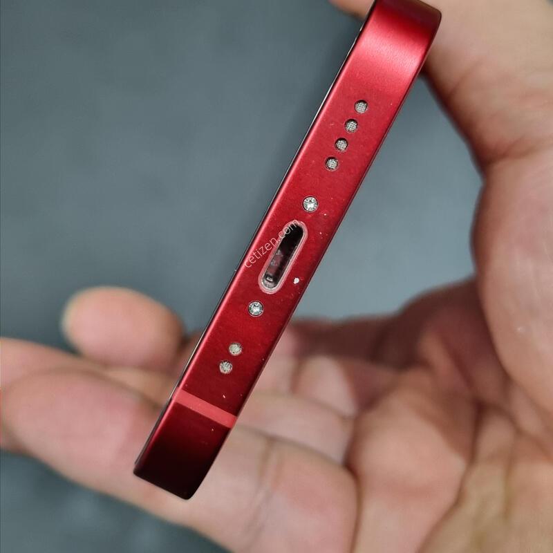 ������13�̴� 256GB ���� ���͸� 87%