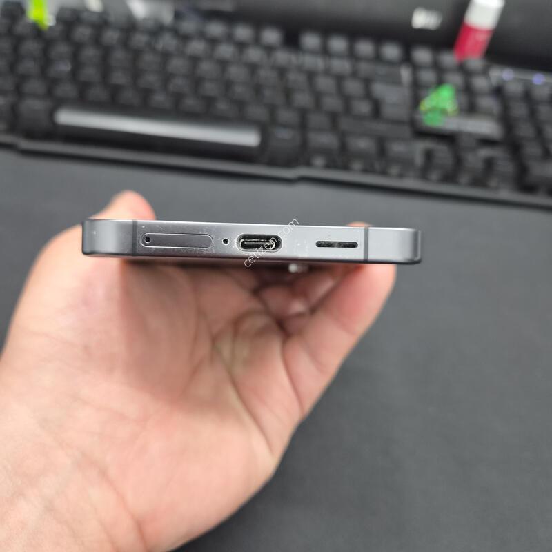 ������ S24 �÷��� ���н����� 256G