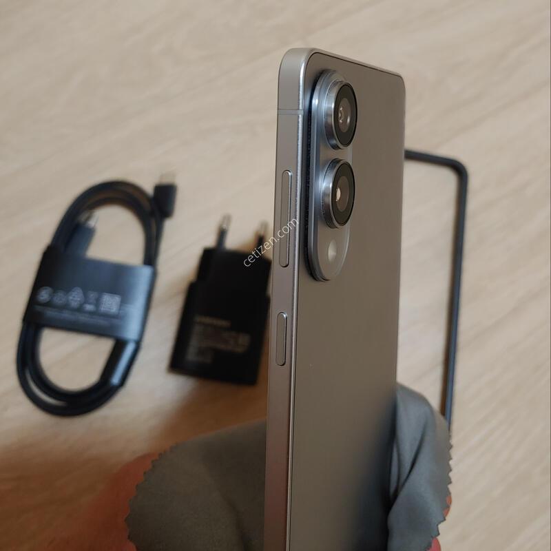 ������  S25����