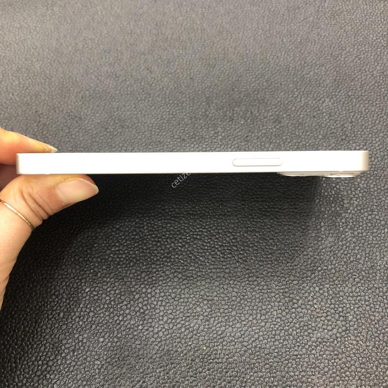 ������13�̴� ȭ��Ʈ 128G,���� ���� ���⽺,���͸����� 81%