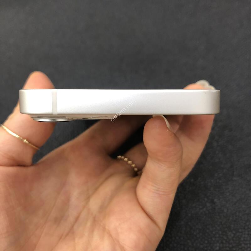 ������13�̴� ȭ��Ʈ 128G,���� ���� ���⽺,���͸����� 81%