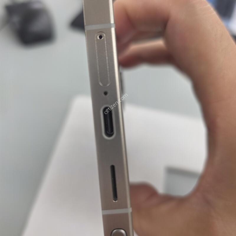 ���÷��� ������S25��Ʈ�� ���� 256�Ⱑ A���˴ϴ�