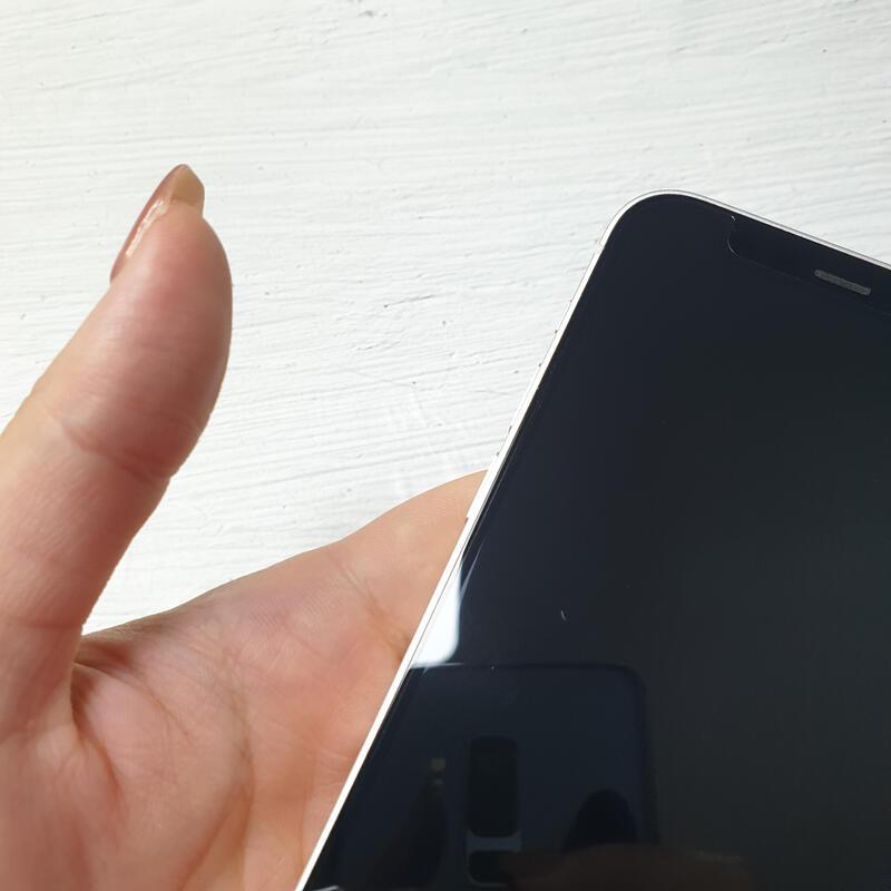 ������ 12�̴� ȭ��Ʈ 128G A�� �Ǹ��մϴ�